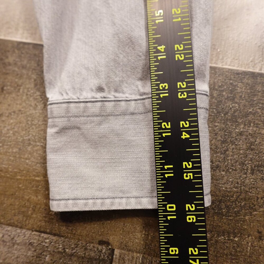 UNTUCKit Button Up Shirt Men’s XL Gray Utility Workwear Cotton Casual - Picture 6 of 7